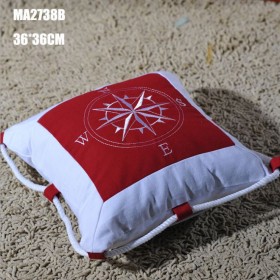 Декоративная подушка Роза Ветров 36 см, Red 