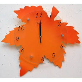 Оригинальные часы "Кленовый лист"