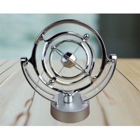 Маятник - вечный двигатель Космос Silver Romb (24х24х10 см) пластик, работает от USB